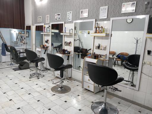 عکس آموزشگاه و آرایشگاه مردانه برنا[حسین حاتمی]